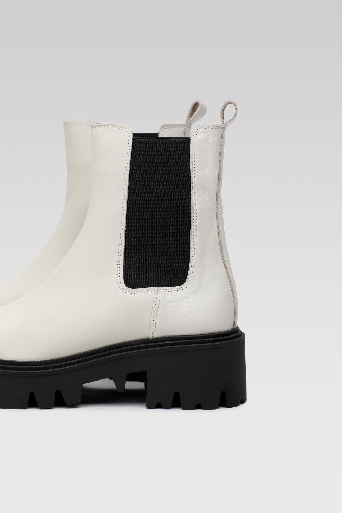 Kozaki SIMPLE SIMPLE-SL-18-02-000052 102 Biały