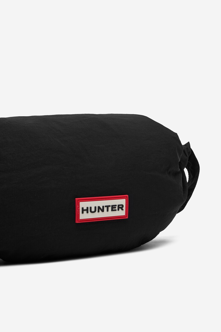 
                Мъжка чанта HUNTER ЧЕРЕН - 5906751713860