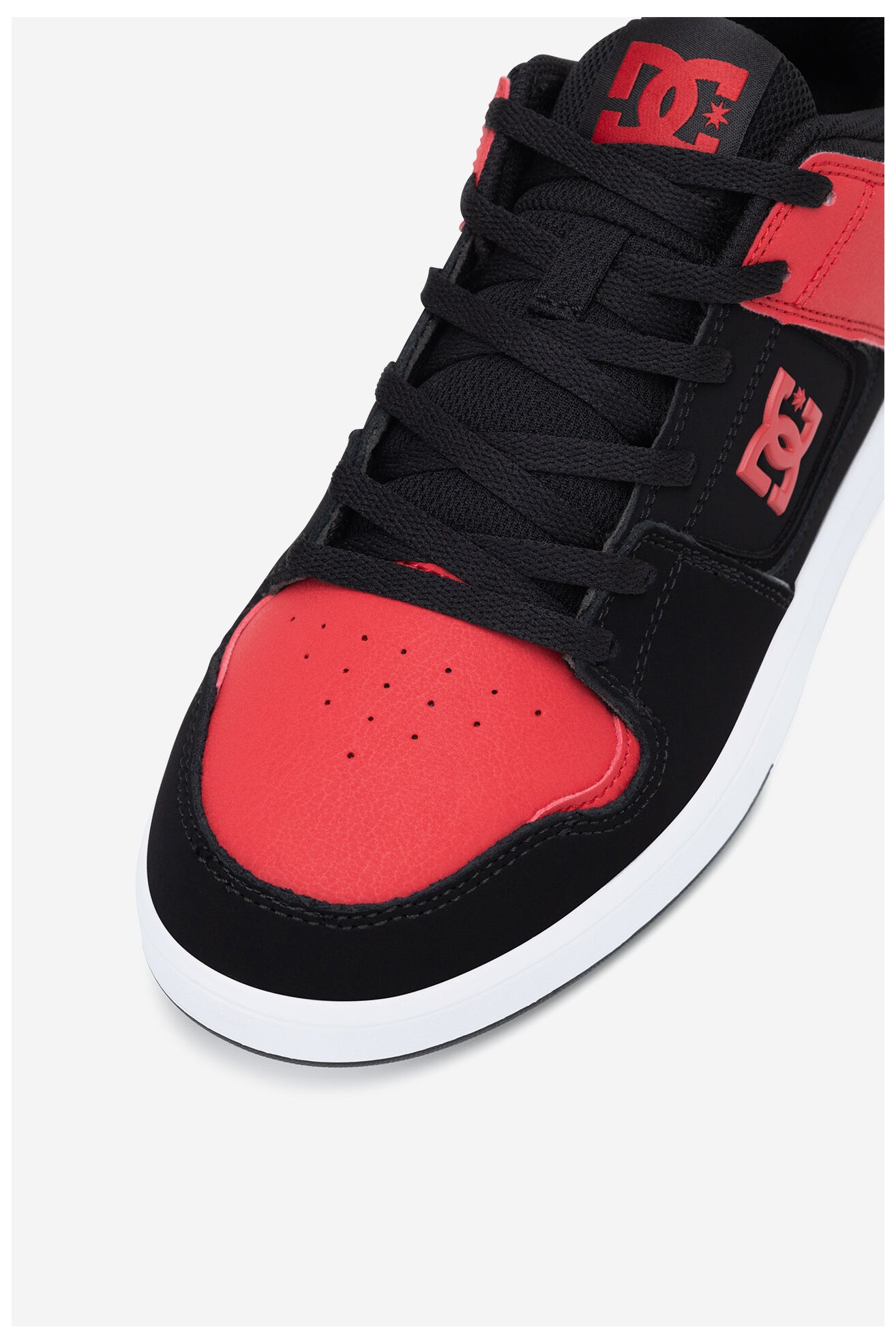 Спортни обувки DC Shoes CURE ADYS400073-XKRK ЧЕРЕН