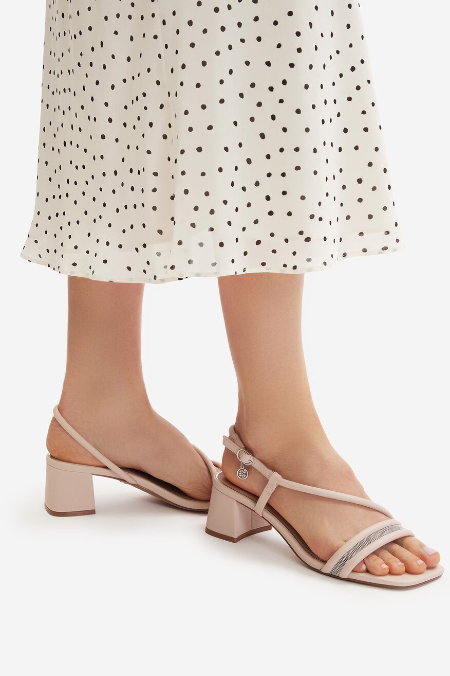 
                Сандалі NINE WEST ТЕМНО-БЕЖЕВИЙ - 5906751886946