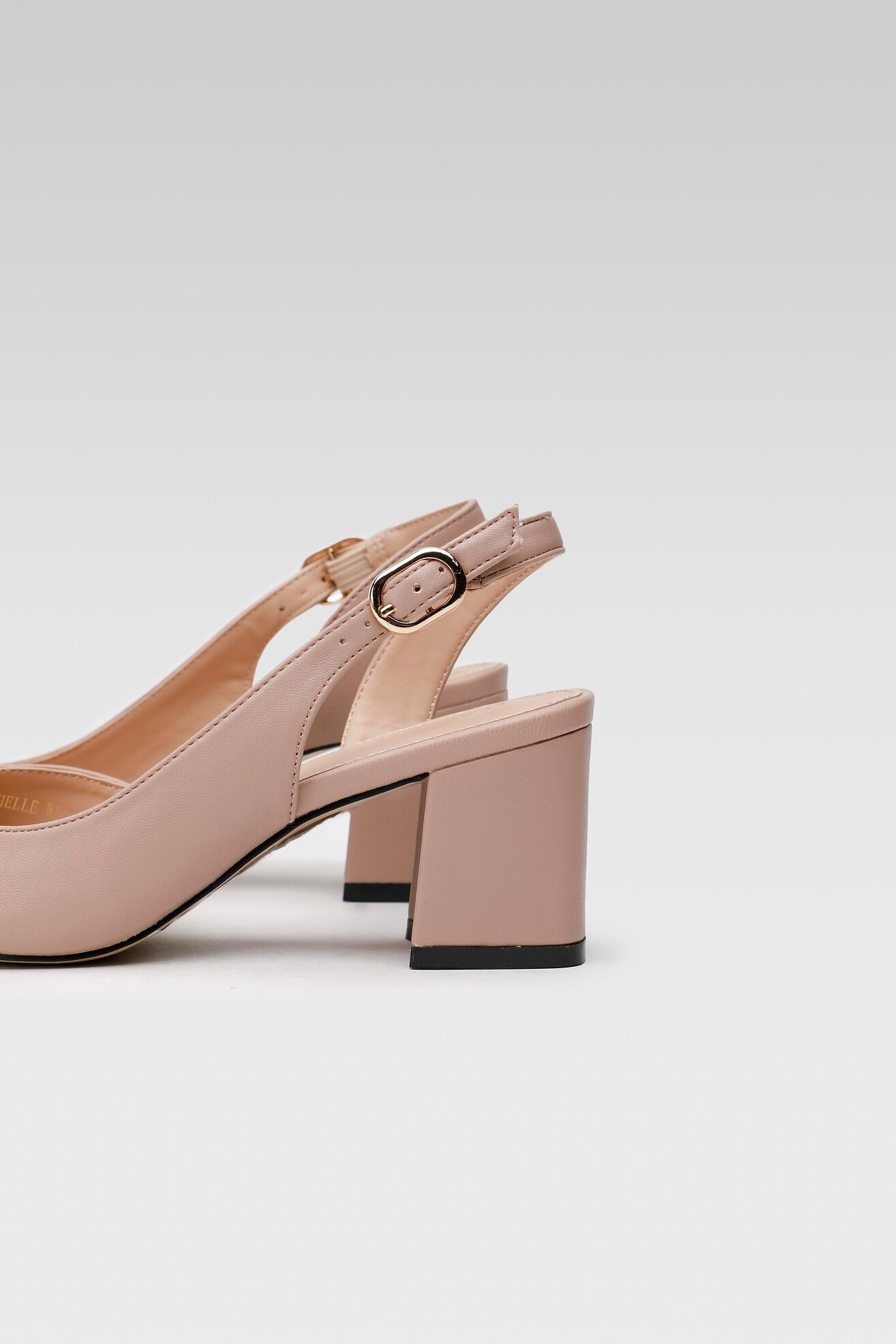 Czółenka Clara Barson RACHELLE WYL3262-3 Beżowy