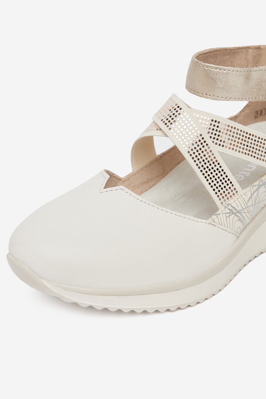 
                Remonte - Sandały na koturnie - 2230074027308