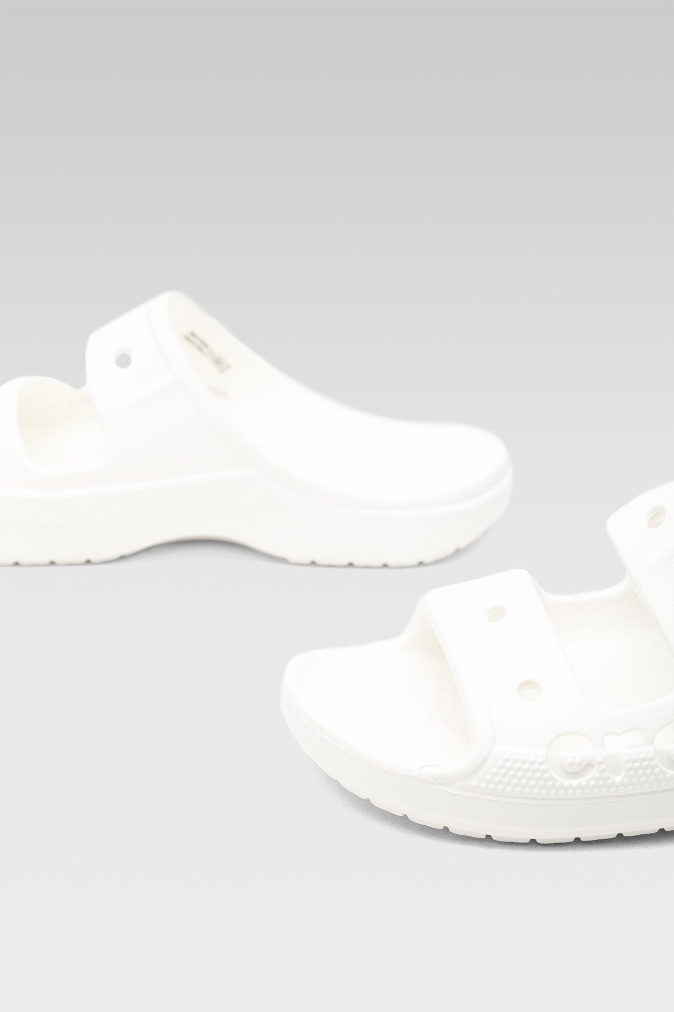 Шльопанець для басейну Crocs 207627-100 БІЛИЙ