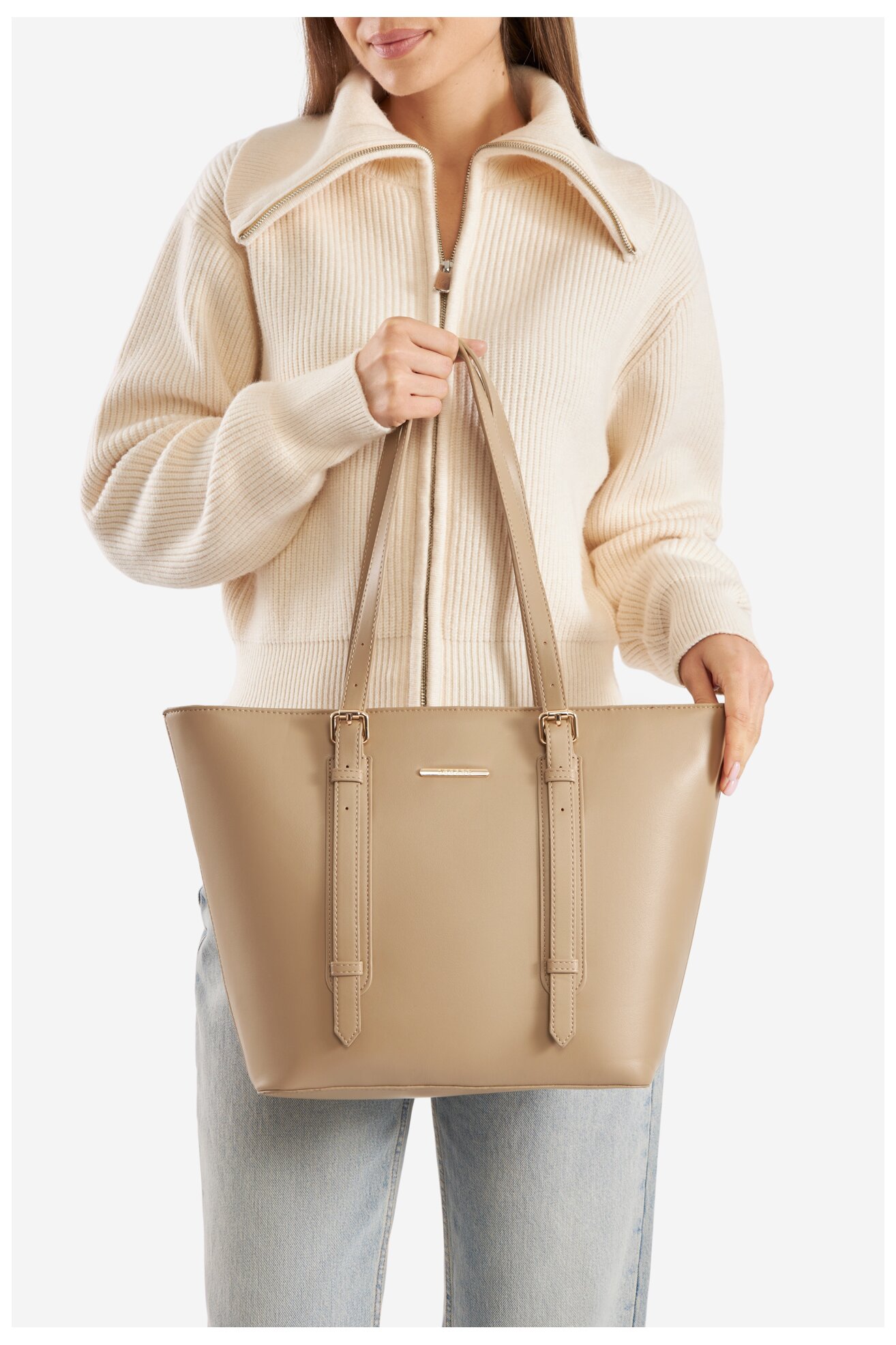 Дамска чанта DeeZee MDP-L-007-06 БЕЖОВ