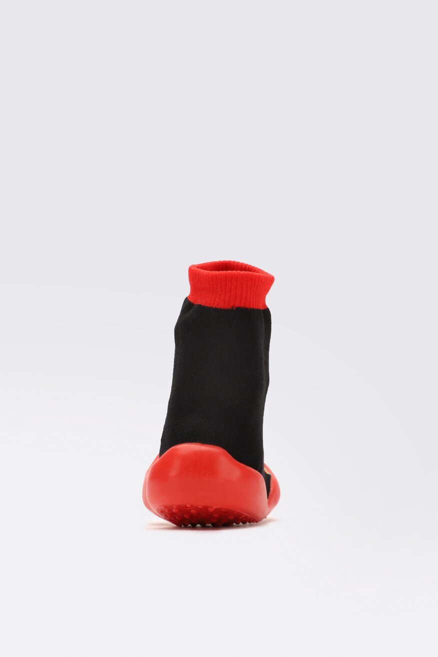 Action Boy - Kapcie z printem czarne - 5903698200125