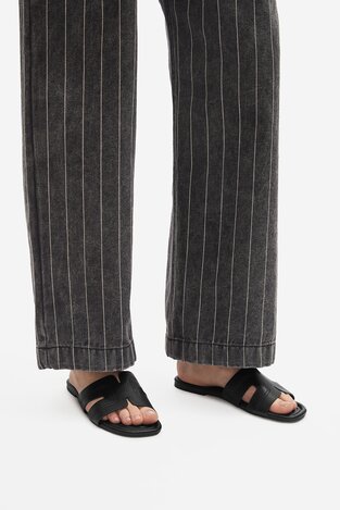 Papuče Jenny R25SS00543 CRNA