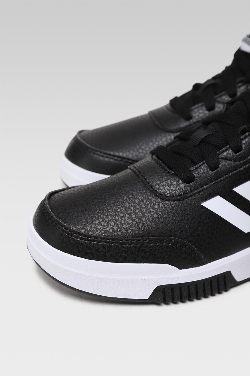 
                Sportska obuća ADIDAS CRNA - 5904862421186