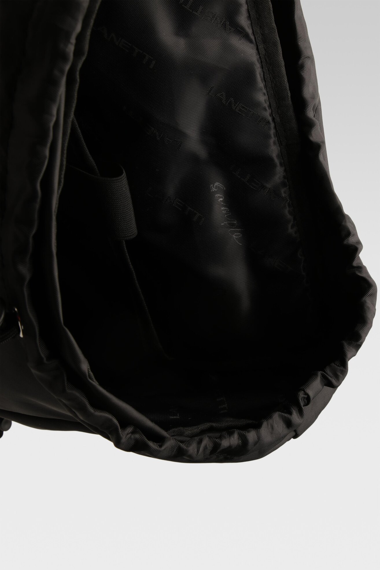 Ranac Lanetti LAN-M-001-S23 CRNA