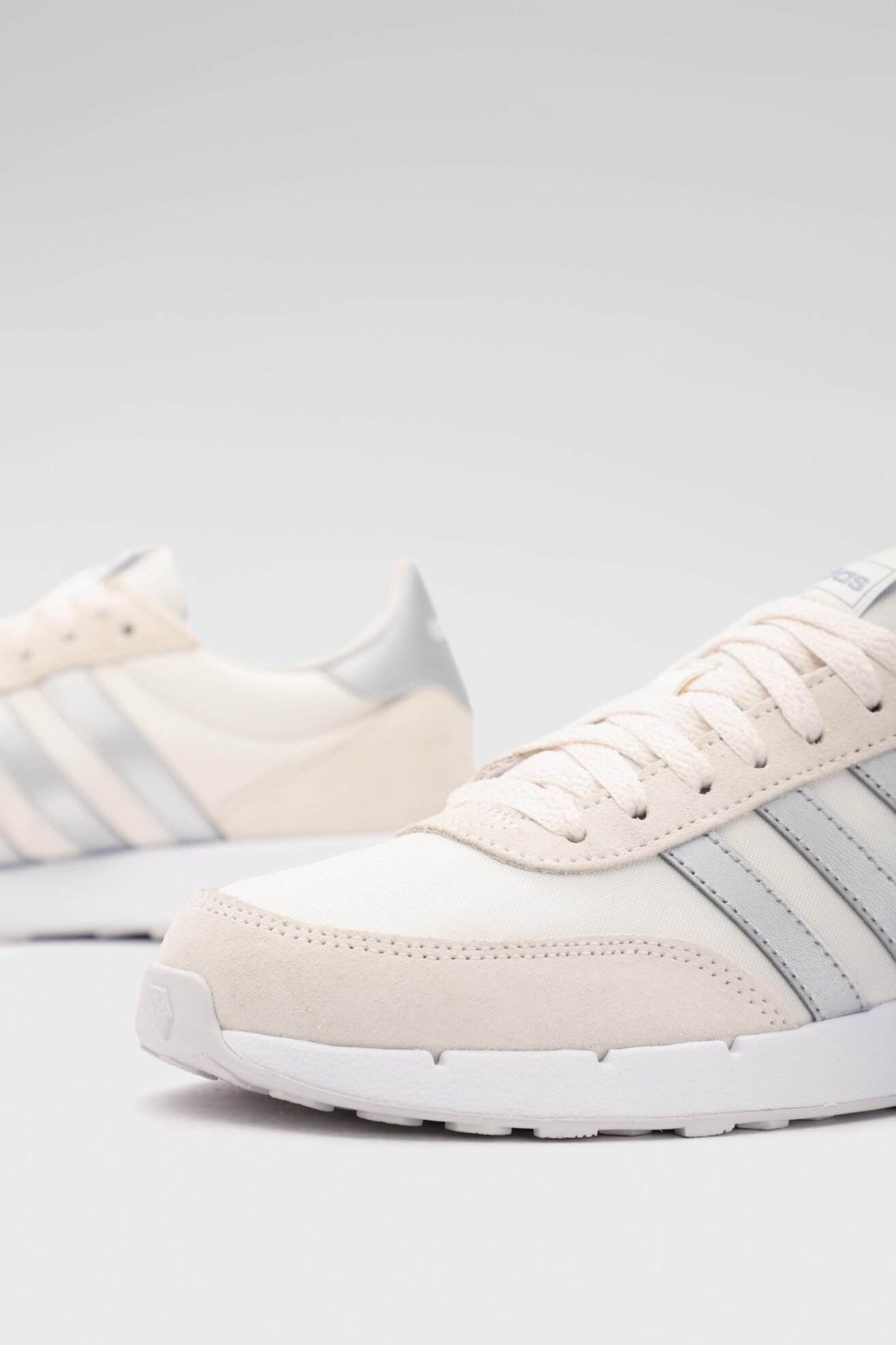 Obuwie sportowe adidas RUN 60S 2.0 FZ0959 Biały