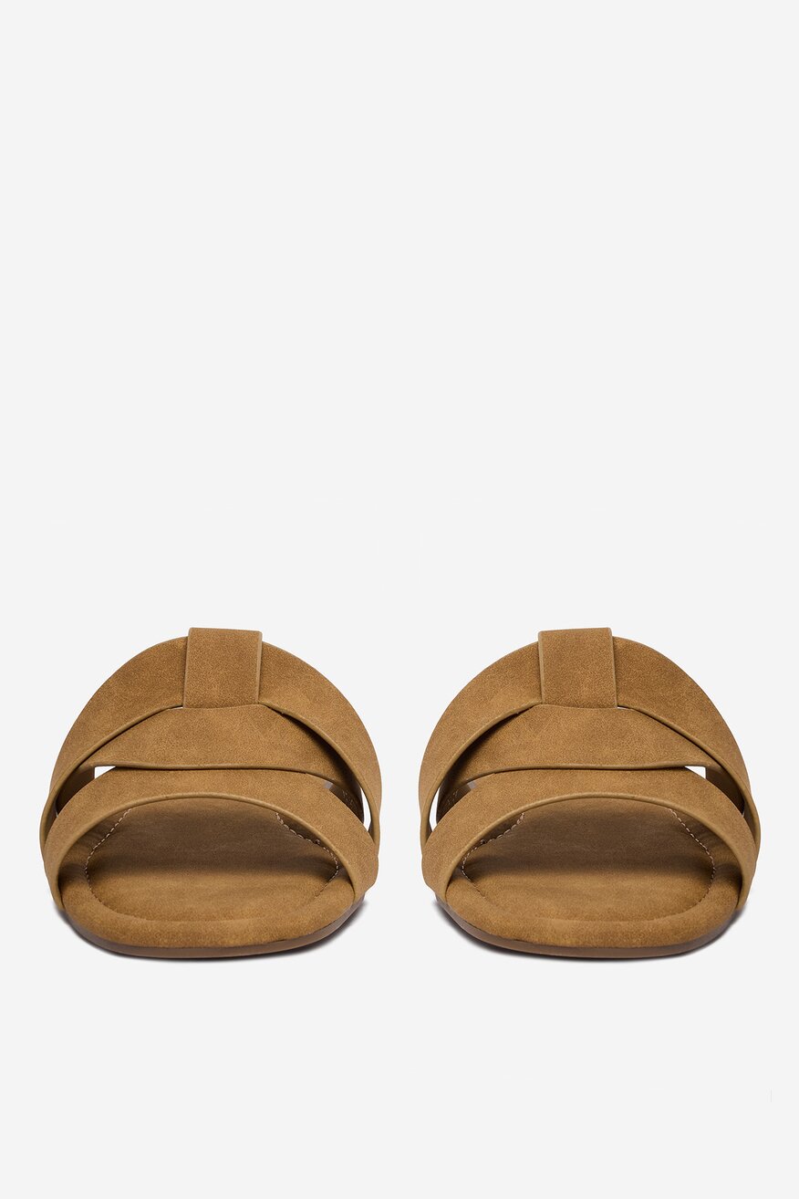 
                Шльопанець Jenny ВЕРБЛЮЖИЙ - 5906751720042