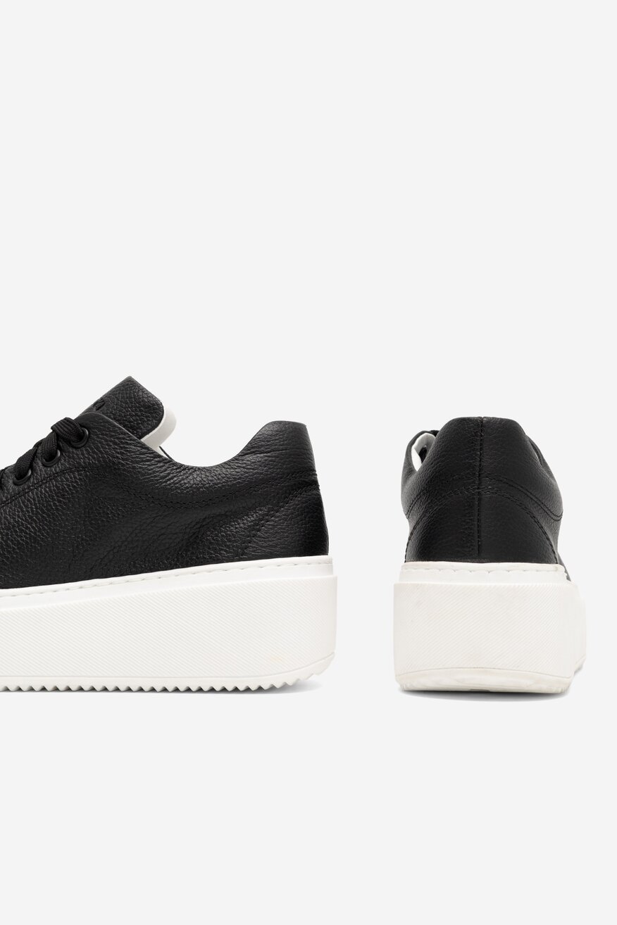 
                Кросівки Lasocki ЧОРНИЙ - 5904862768885