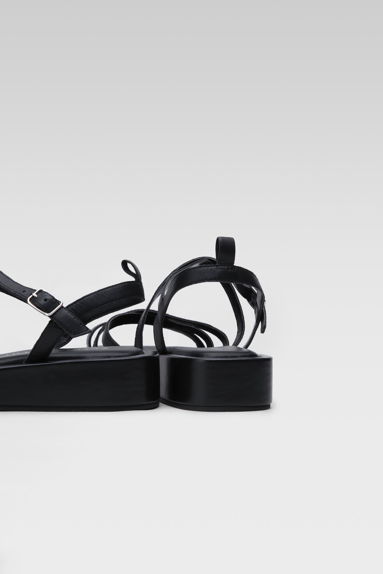 Сандалі Sergio Bardi DELL-CHV-MP-02SB ЧОРНИЙ