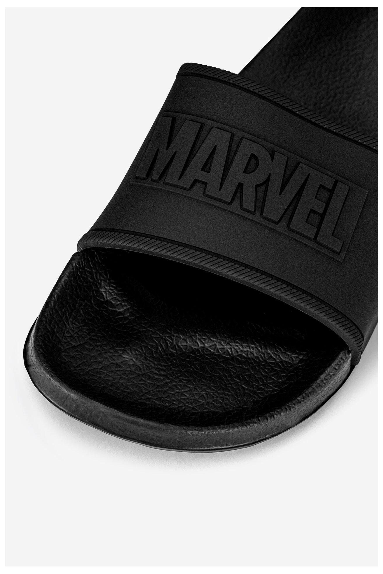 Папуче за базен MARVEL AW24-125MV CRNA