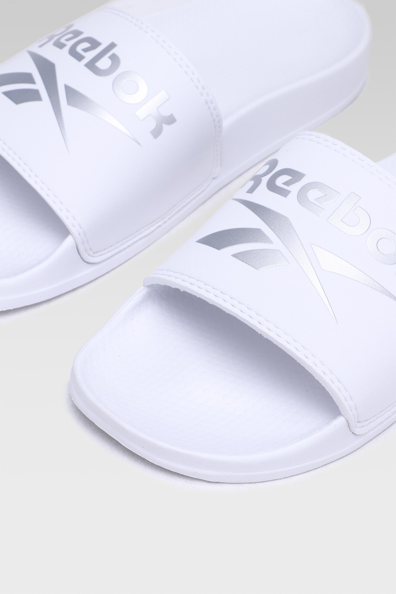Klapki basenowe Reebok FULGERE SLIDE GY2706 Biały