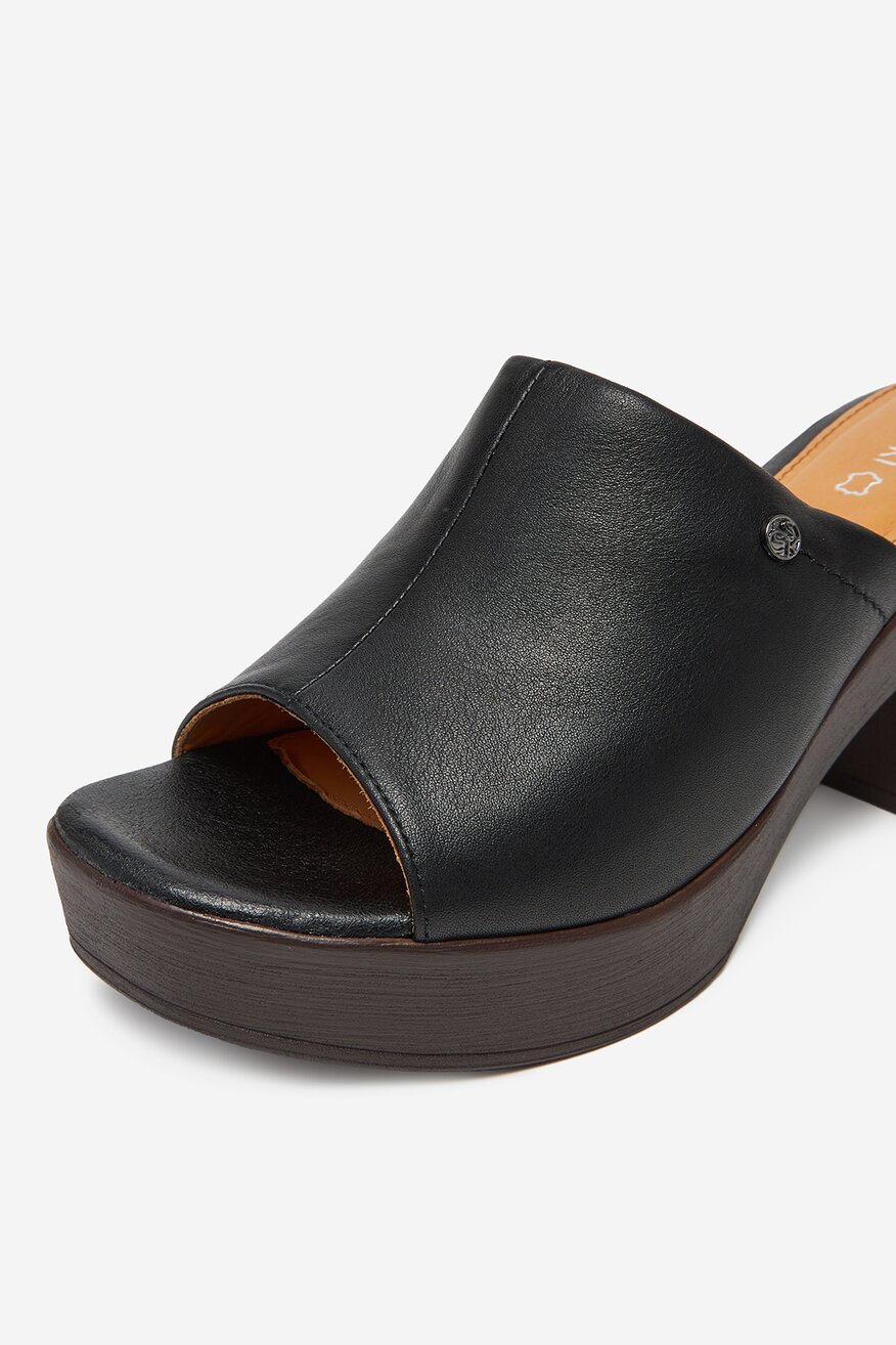 
                Lasocki - Klapki na obcasie - 5906751129111