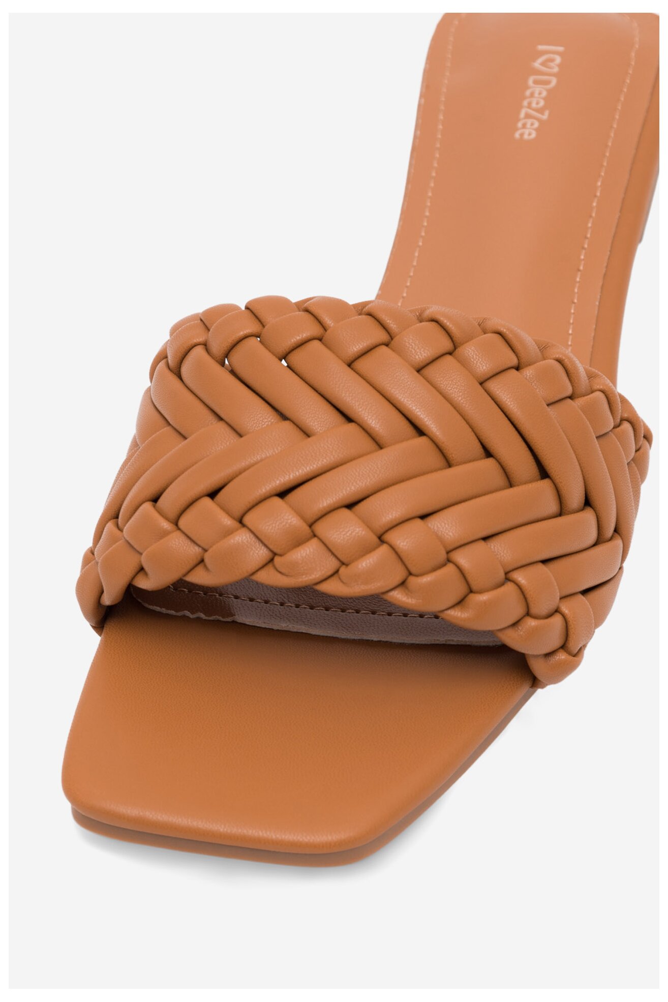 Шльопанець DeeZee DON'T STOP ME KL-E82022-19 ВЕРБЛЮЖИЙ