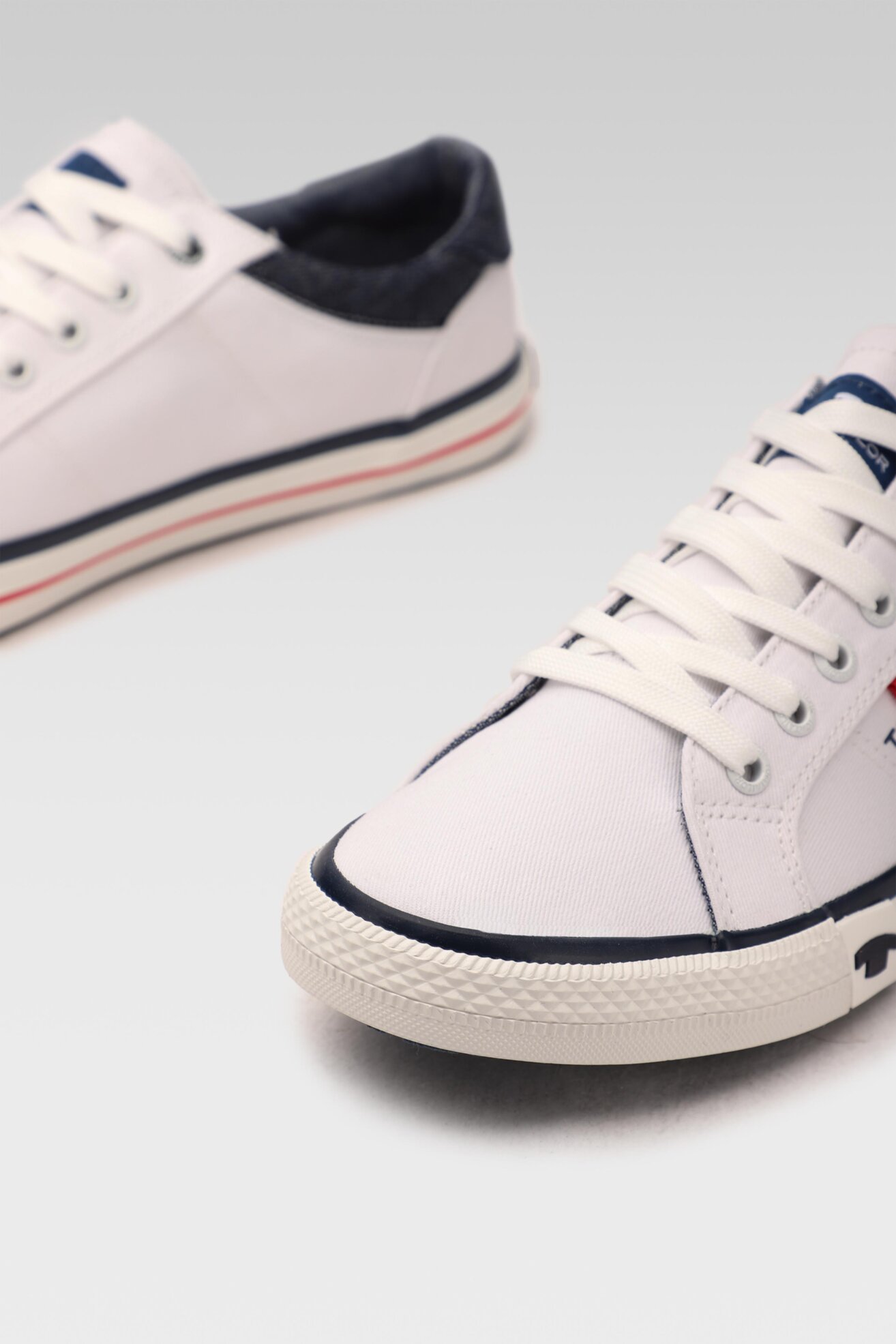 Trampki Tom Tailor 118040100 Biały