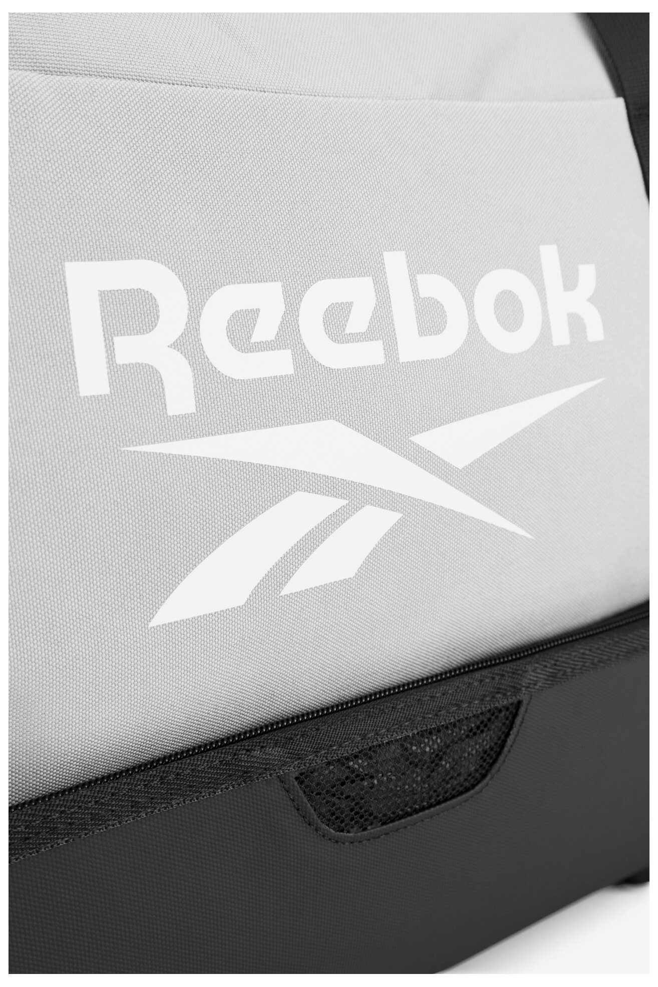 Чанта за пътуване Reebok RBK-010-CCC-05 СВЕТЛОСИВ