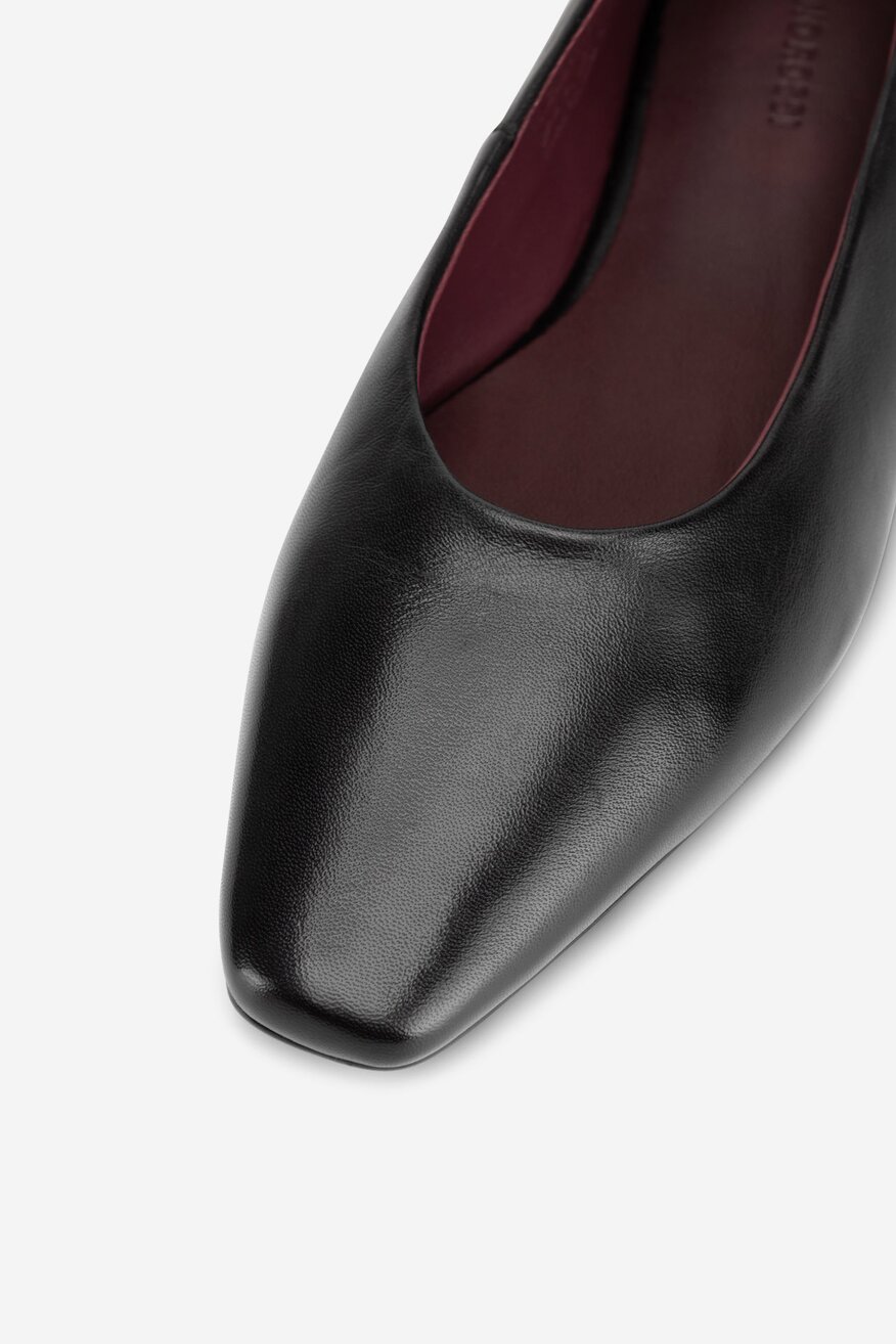 
                Baletanke Gino Rossi CRNA - 5903698599144