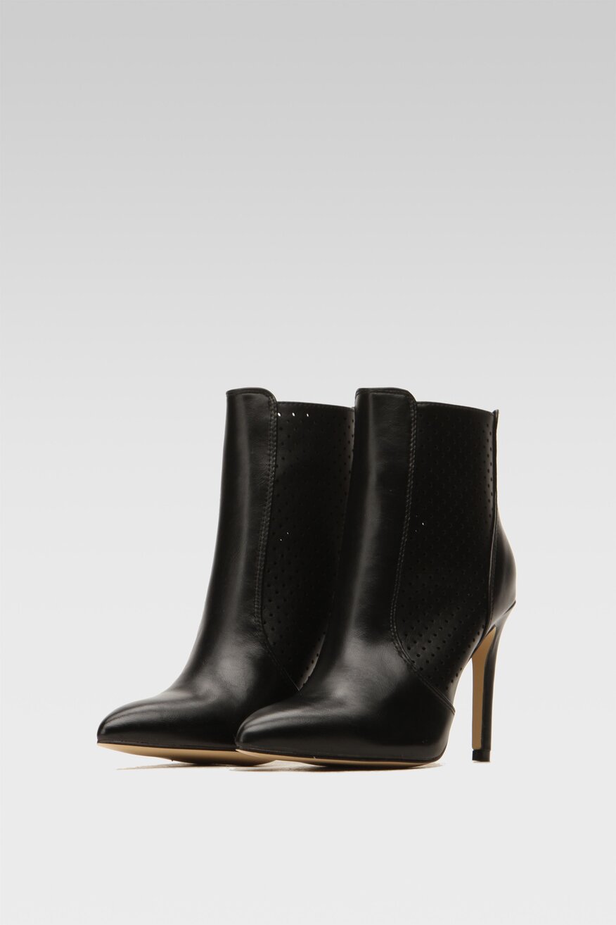 
                Quazi - Botki czarne z suwakiem - 5904248348915