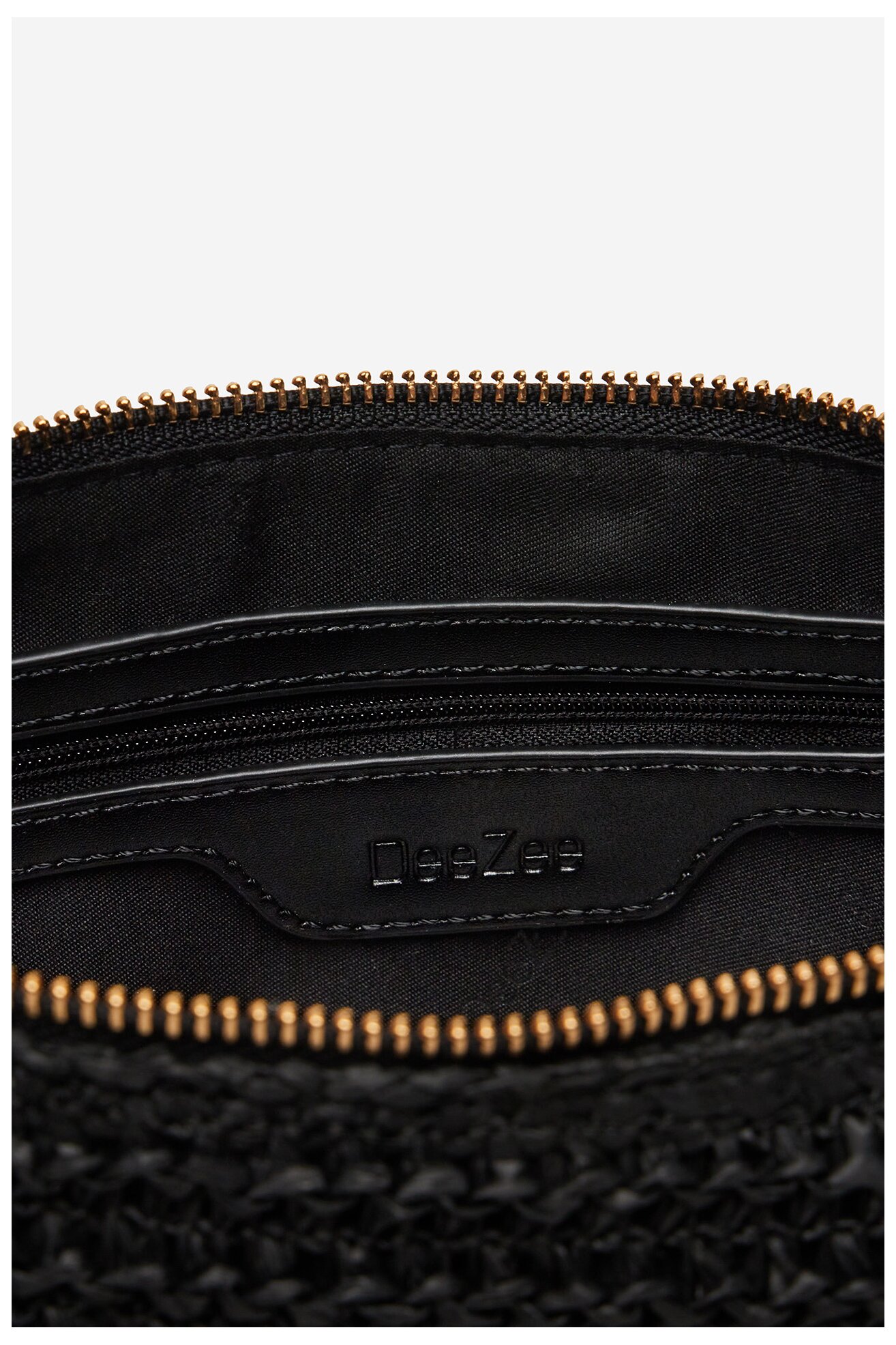 Дамска чанта DeeZee DZE-L-006-07 ЧЕРЕН