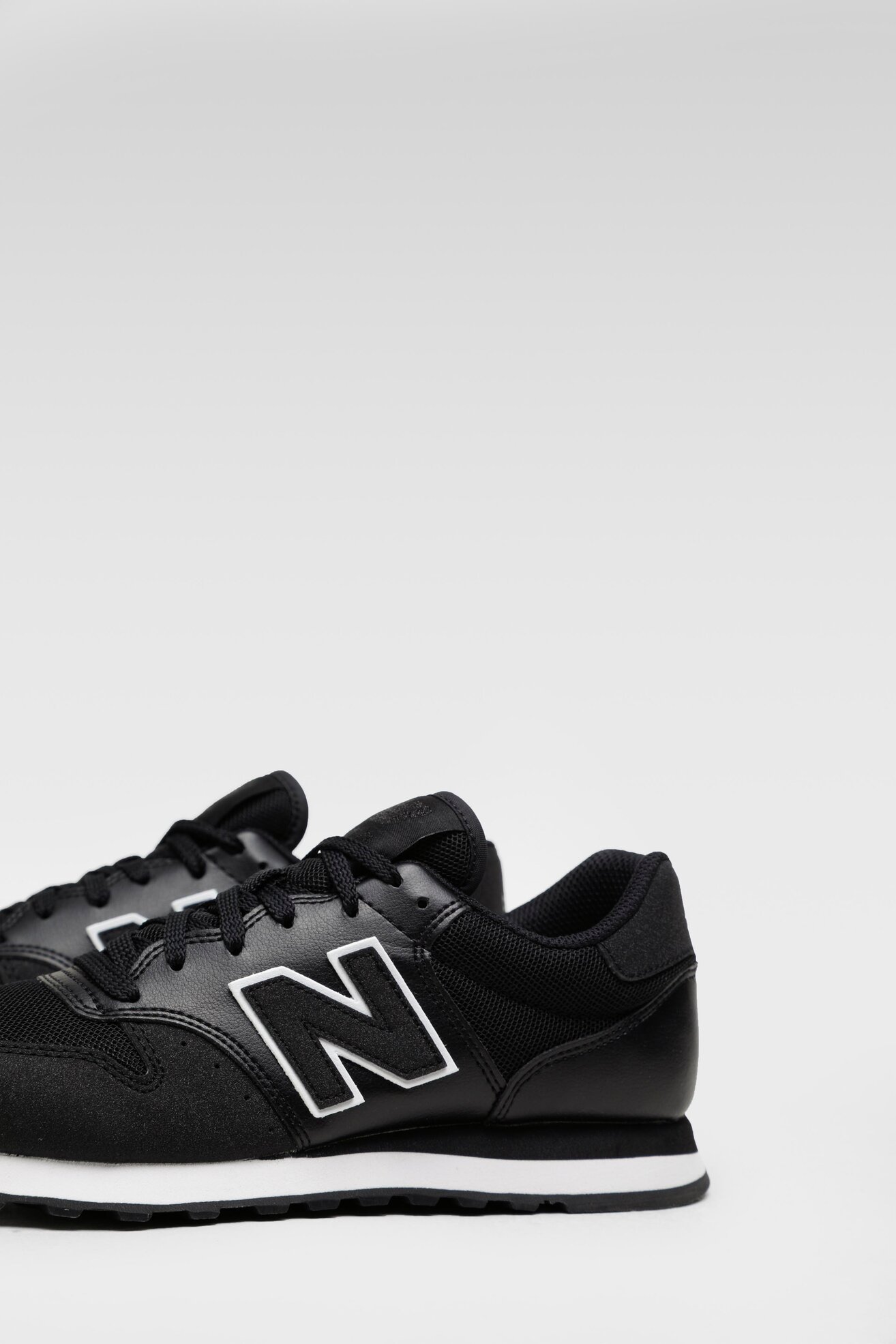 Sportcipő New Balance GW500SU1 FEKETE
