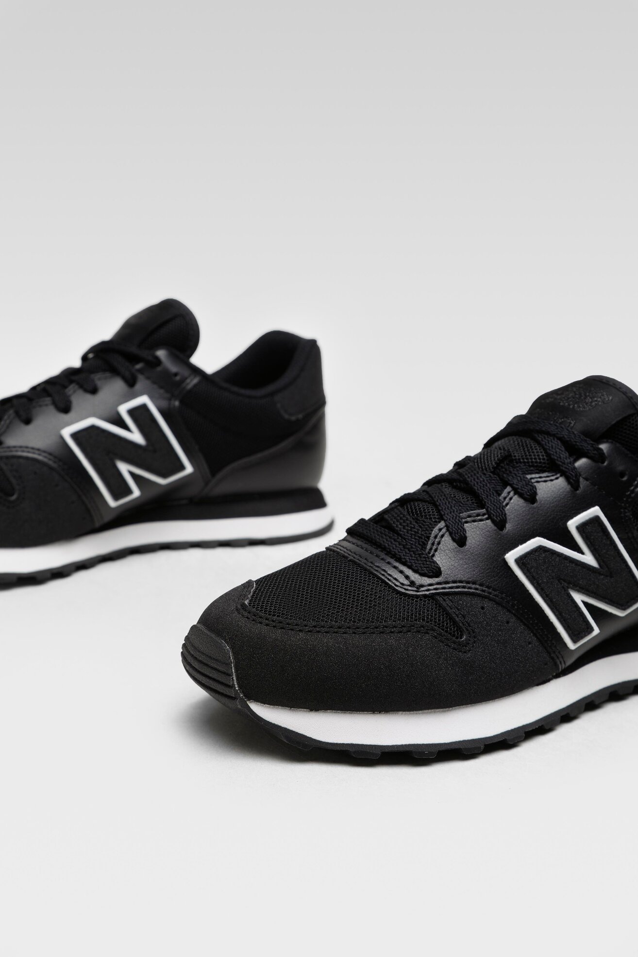 Sportcipő New Balance GW500SU1 FEKETE