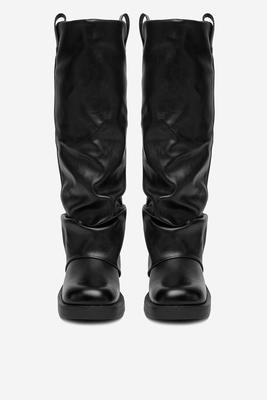 
                Ботуши DeeZee ЧЕРЕН - 5906751315064