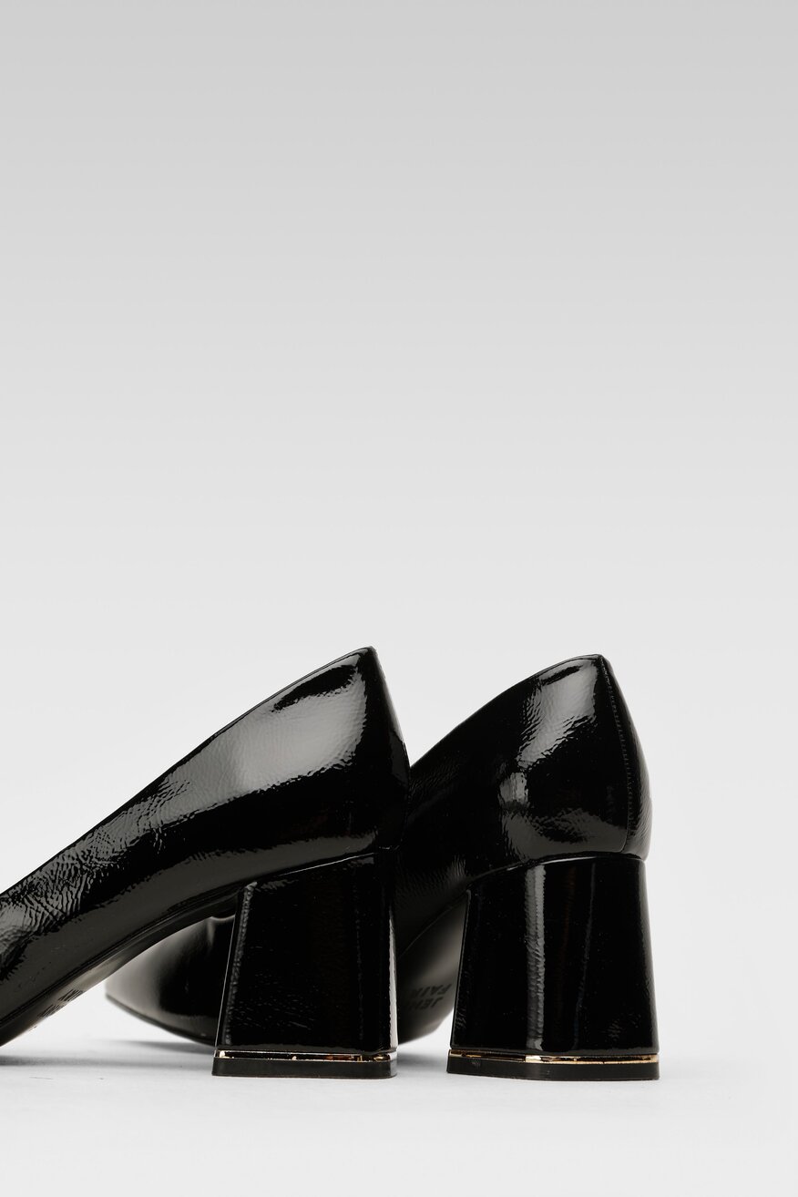 
                Jenny Fairy - Czółenka szpice czarne - 5903698923819