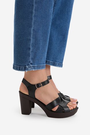 Сандалі Lasocki CEO-EST-2025N-07 ЧОРНИЙ