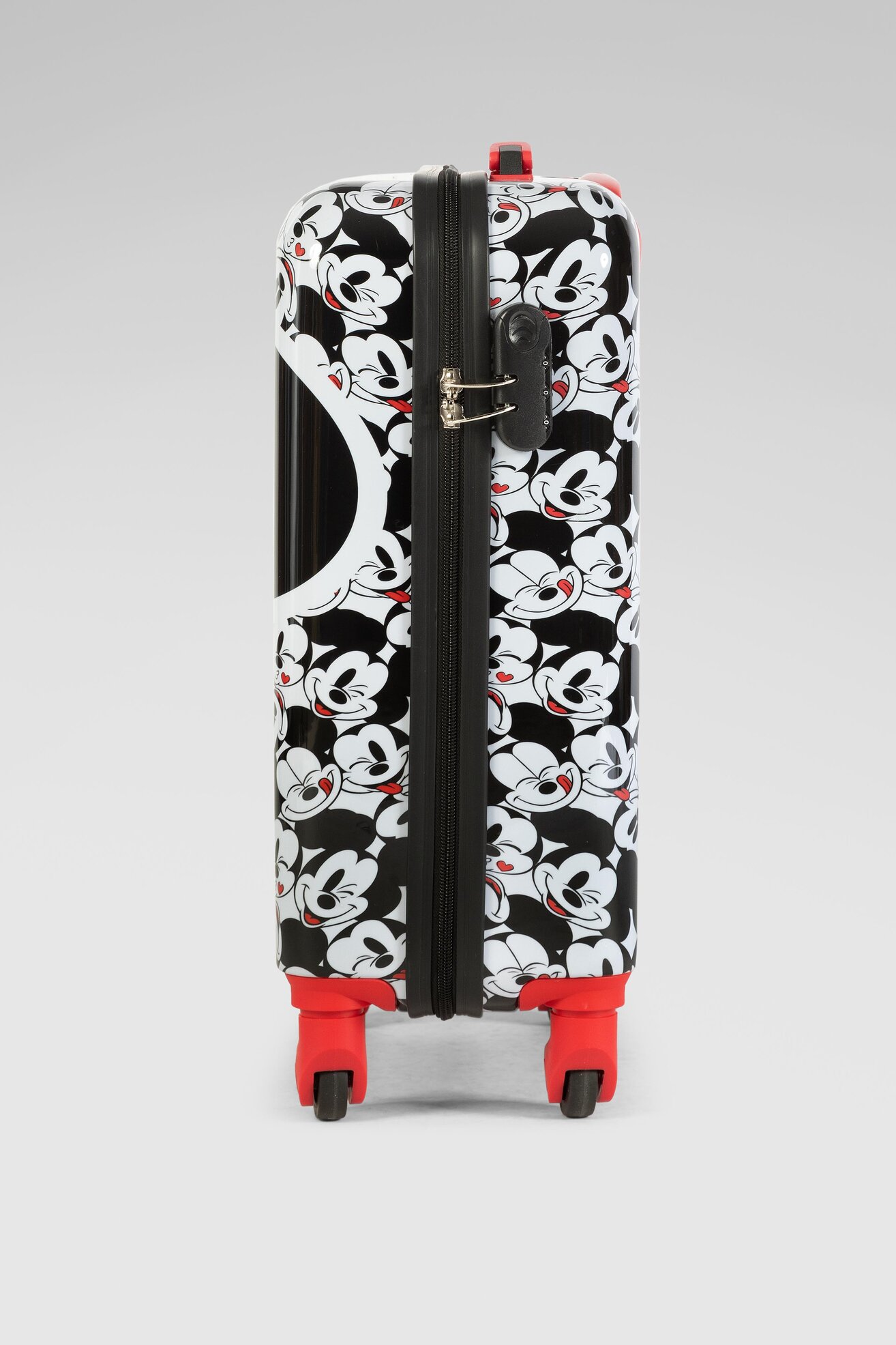 Walizka Mickey&Friends BDW-A-211-MI-07 MIX