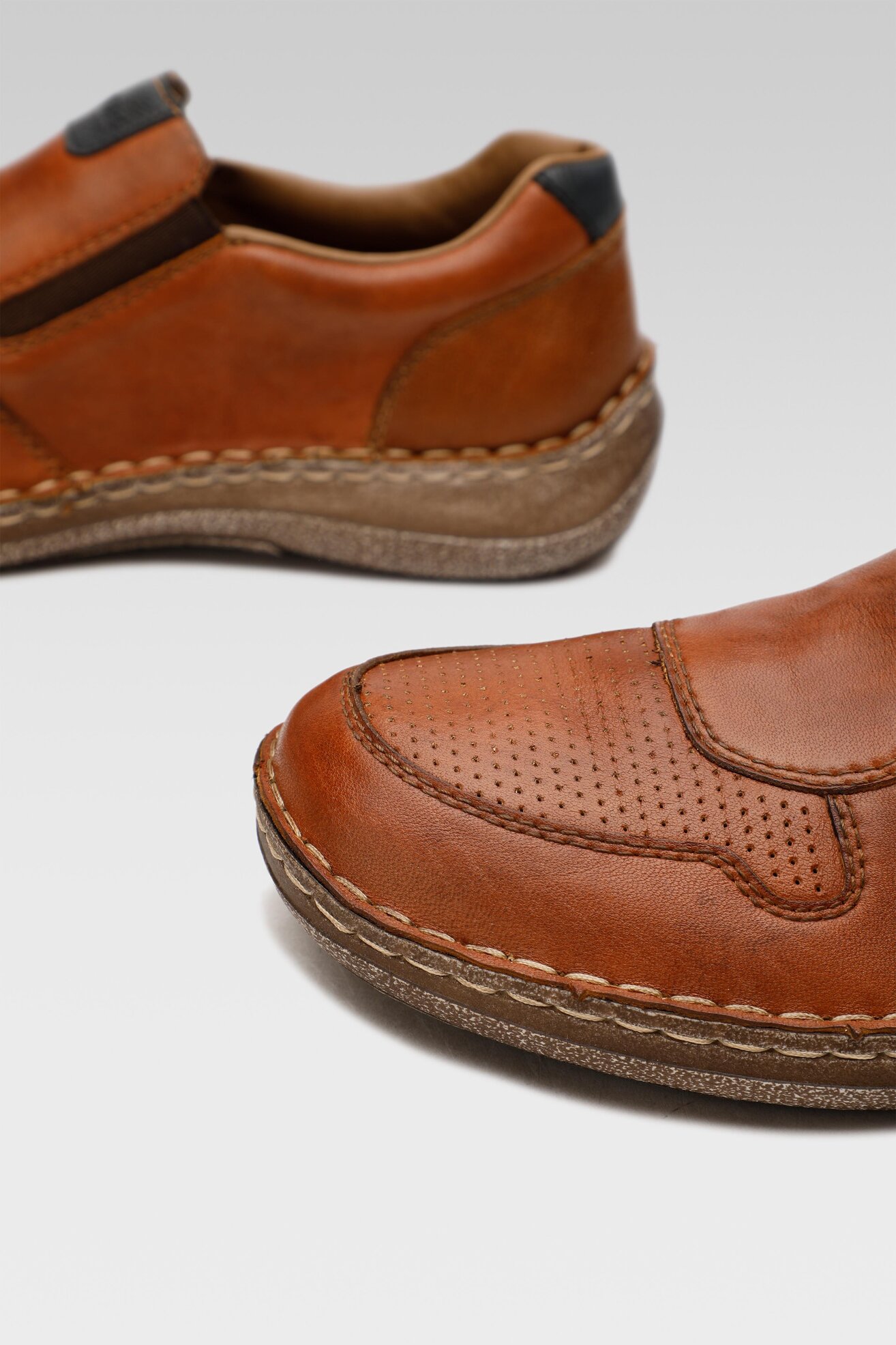 Półbuty Rieker 03069-24 Brązowy