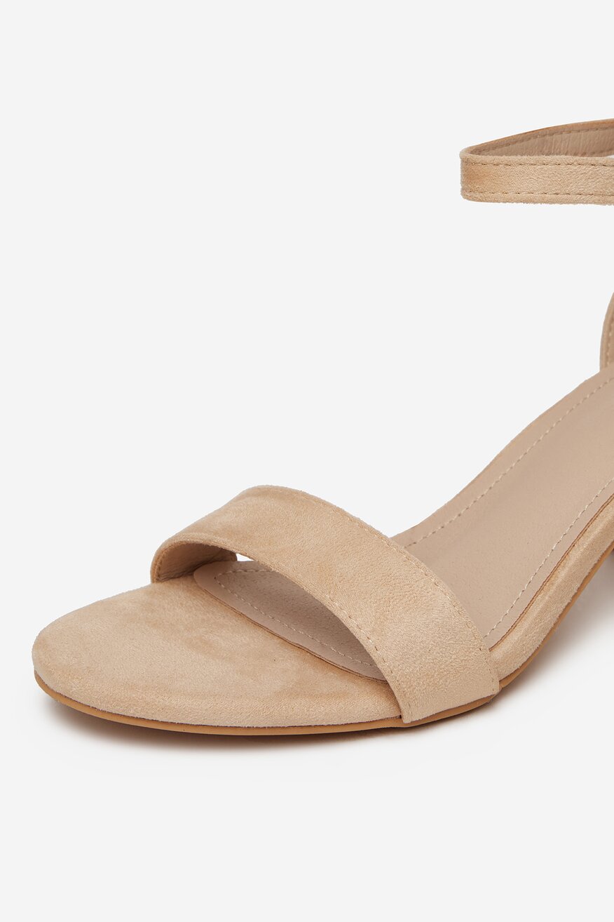 DeeZee - Sandały na słupku - 5904410872934