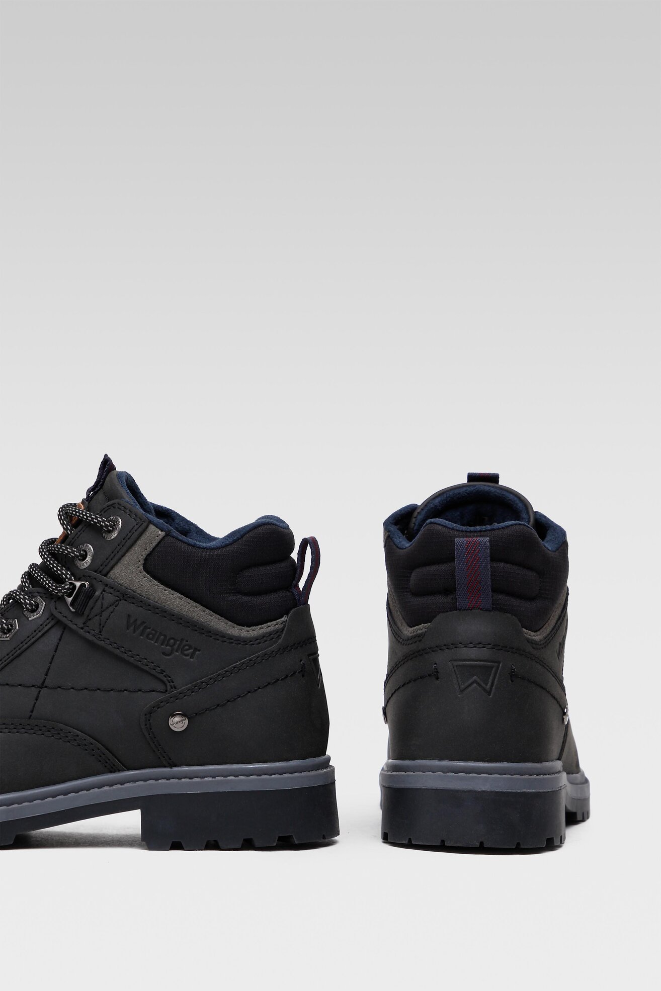 Trzewiki Wrangler WM12180M Czarny