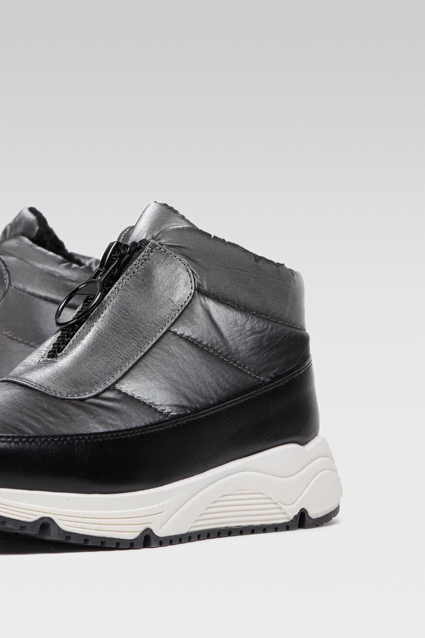 
                Bocanci DeeZee GRI - 5904862384429