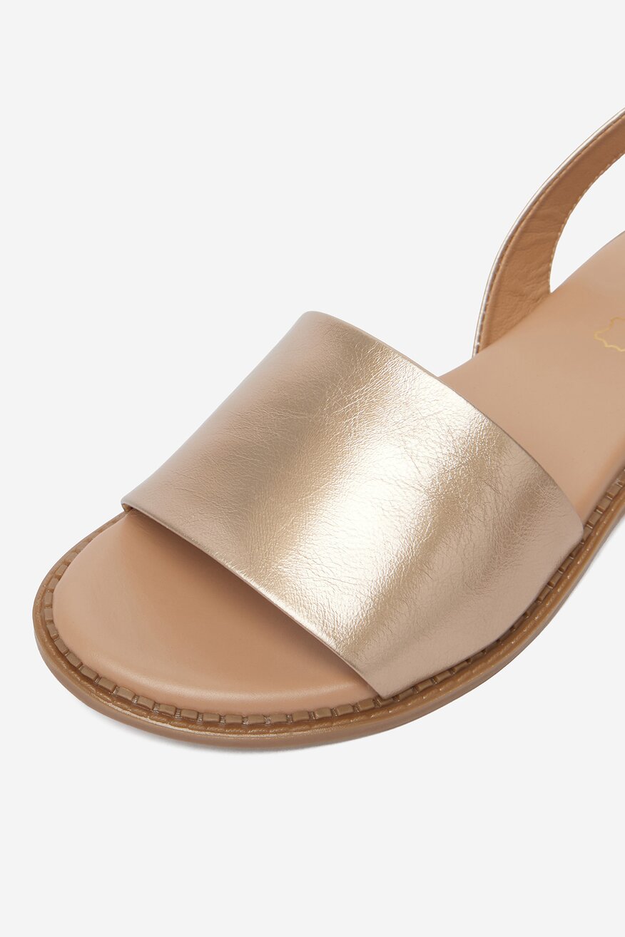 
                Сандалі Lasocki ЗОЛОТИЙ - 5906751882979