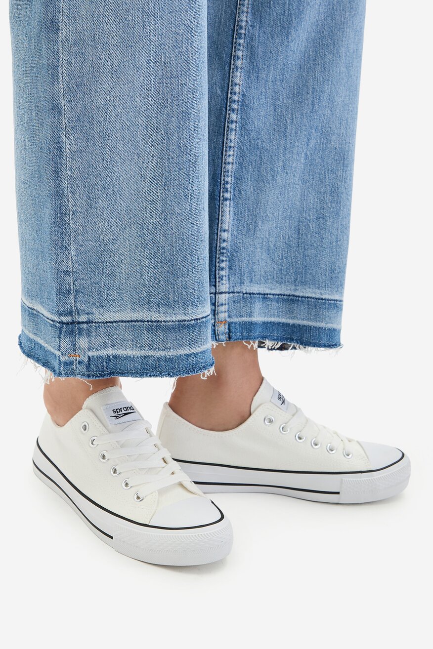 
                Vászoncipő Sprandi FEHÉR - 5906751595497