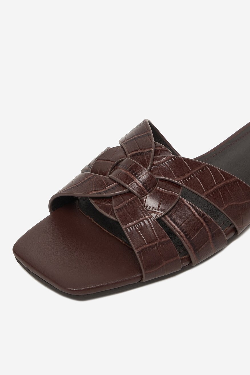 
                Шльопанець Gino Rossi КОРИЧНЕВИЙ - 5907964051992