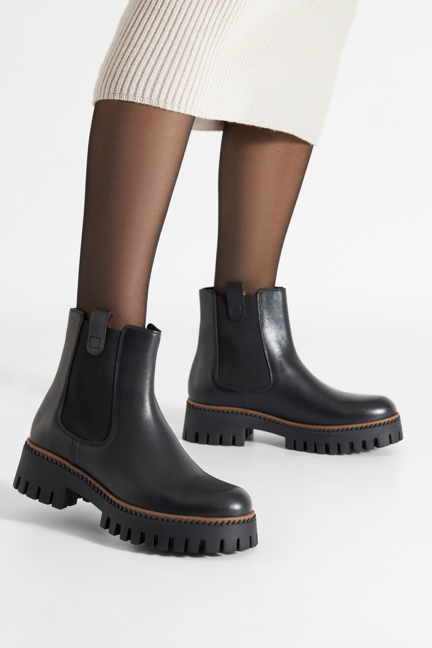 
                Bokacsizma Lasocki FEKETE - 5905588081661