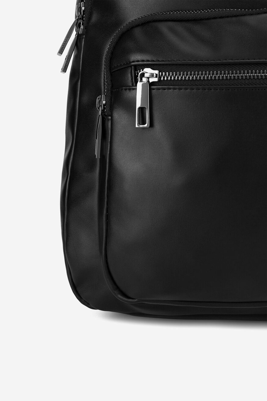 
                Hátizsák Gino Rossi FEKETE - 5905588833956