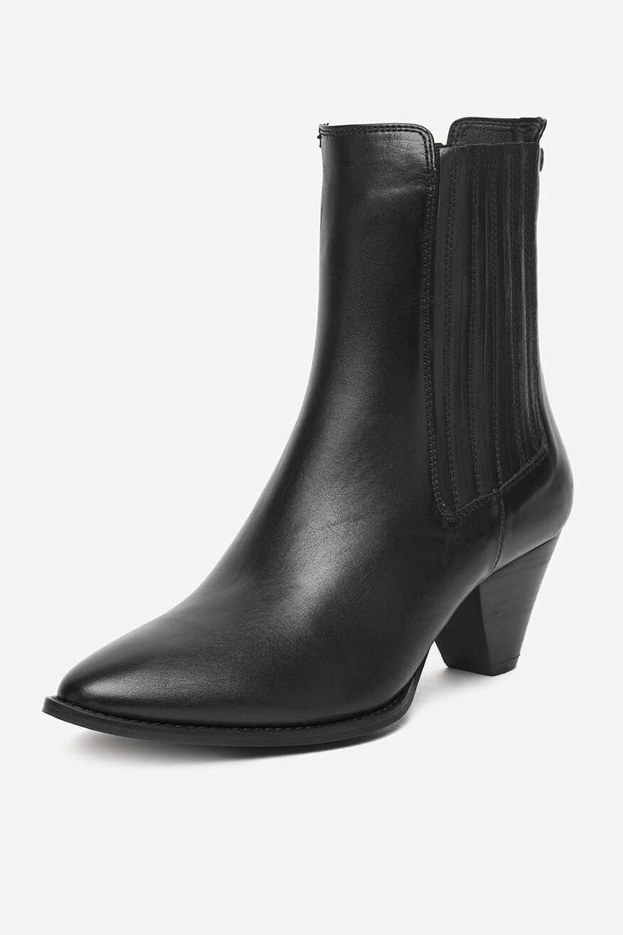 
                Боти G-STAR RAW ЧЕРЕН - 5906751442296