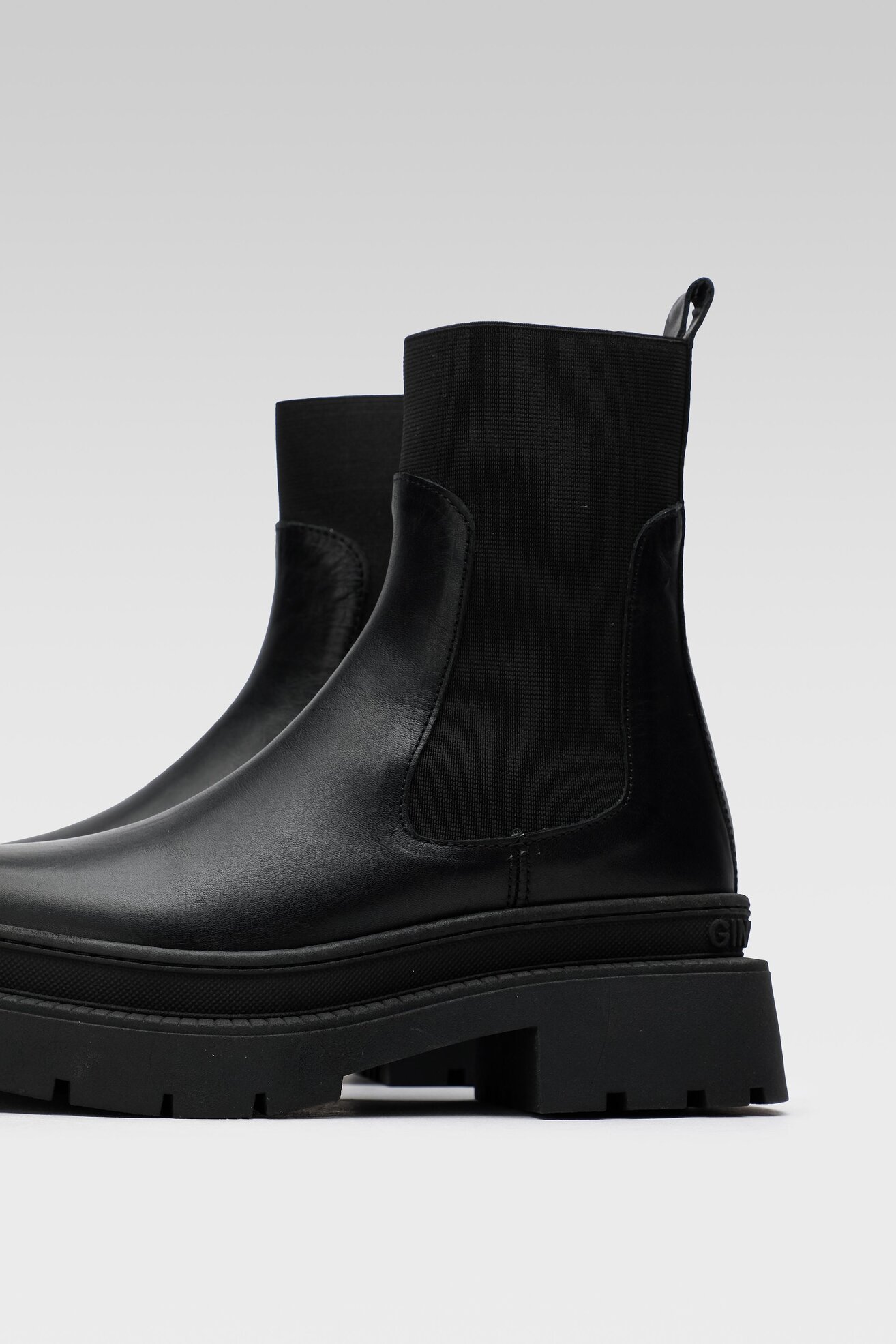 Botki Gino Rossi 222FW104 Czarny