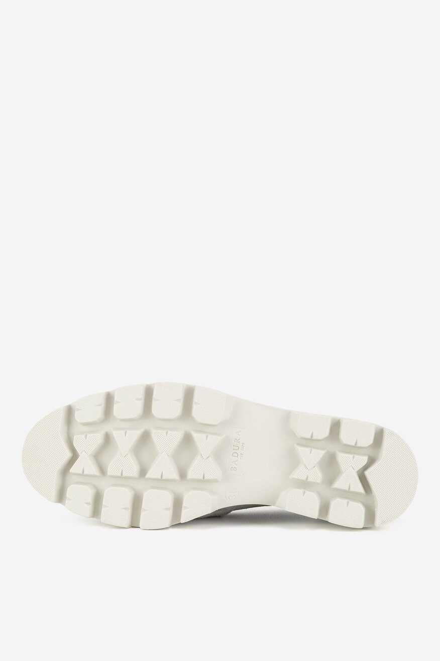 
                Mokaszin Badura VILÁGOSSZÜRKE - 5903698620343