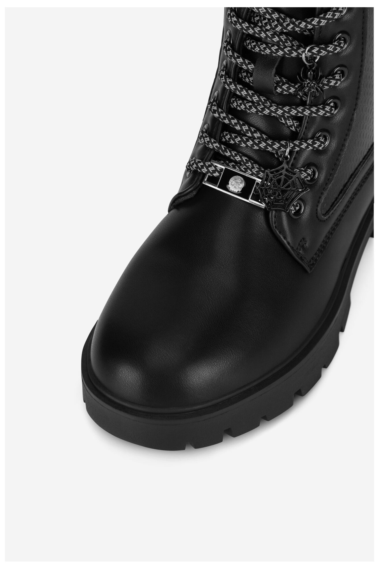 Trzewiki BEETLEJUICE CM-AW24-319WBBJ-A Czarny