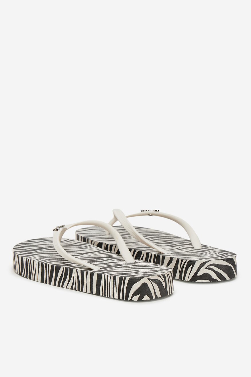 
                Uszodai papucs Juicy Couture FEHÉR - 5906751141663