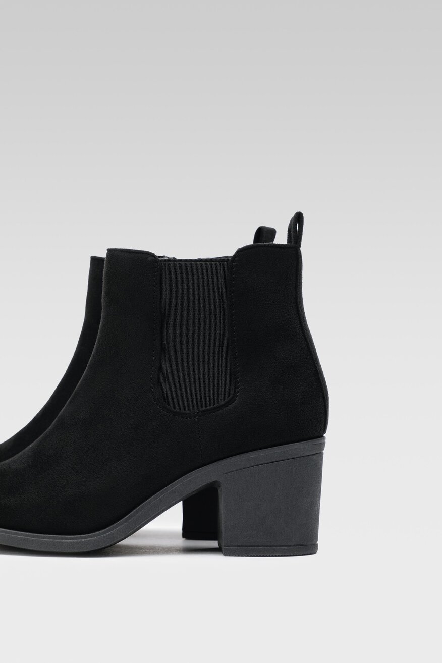 
                Jenny Fairy - Botki na obcasie - 5904862205236