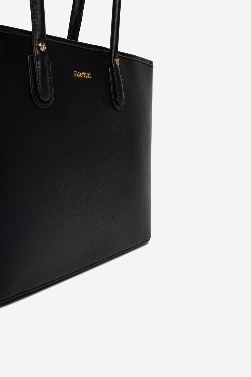 
                Сумка З Ремінцем Mexx ЧОРНИЙ - 5906751563069