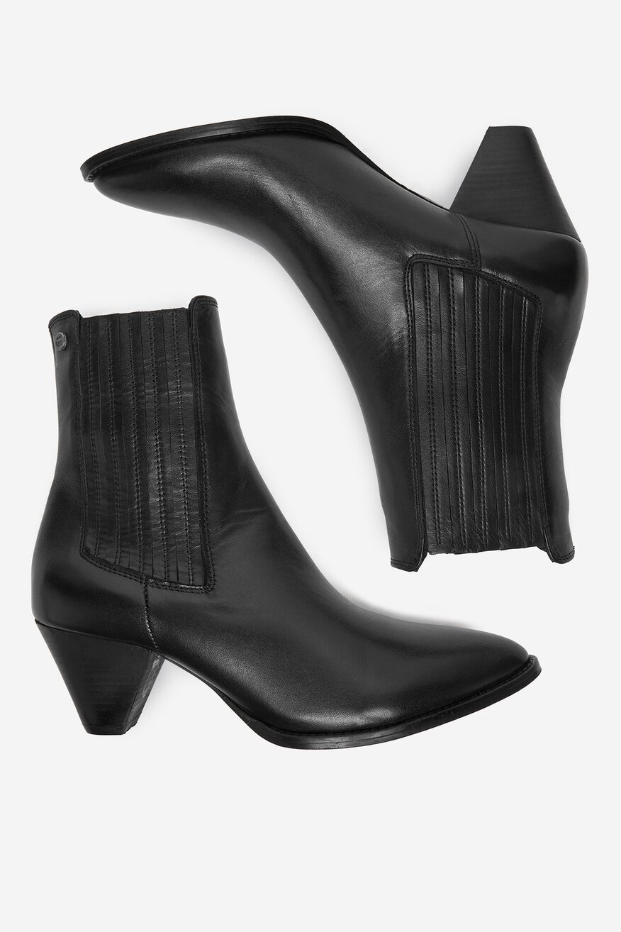 
                Боти G-STAR RAW ЧЕРЕН - 5906751442296