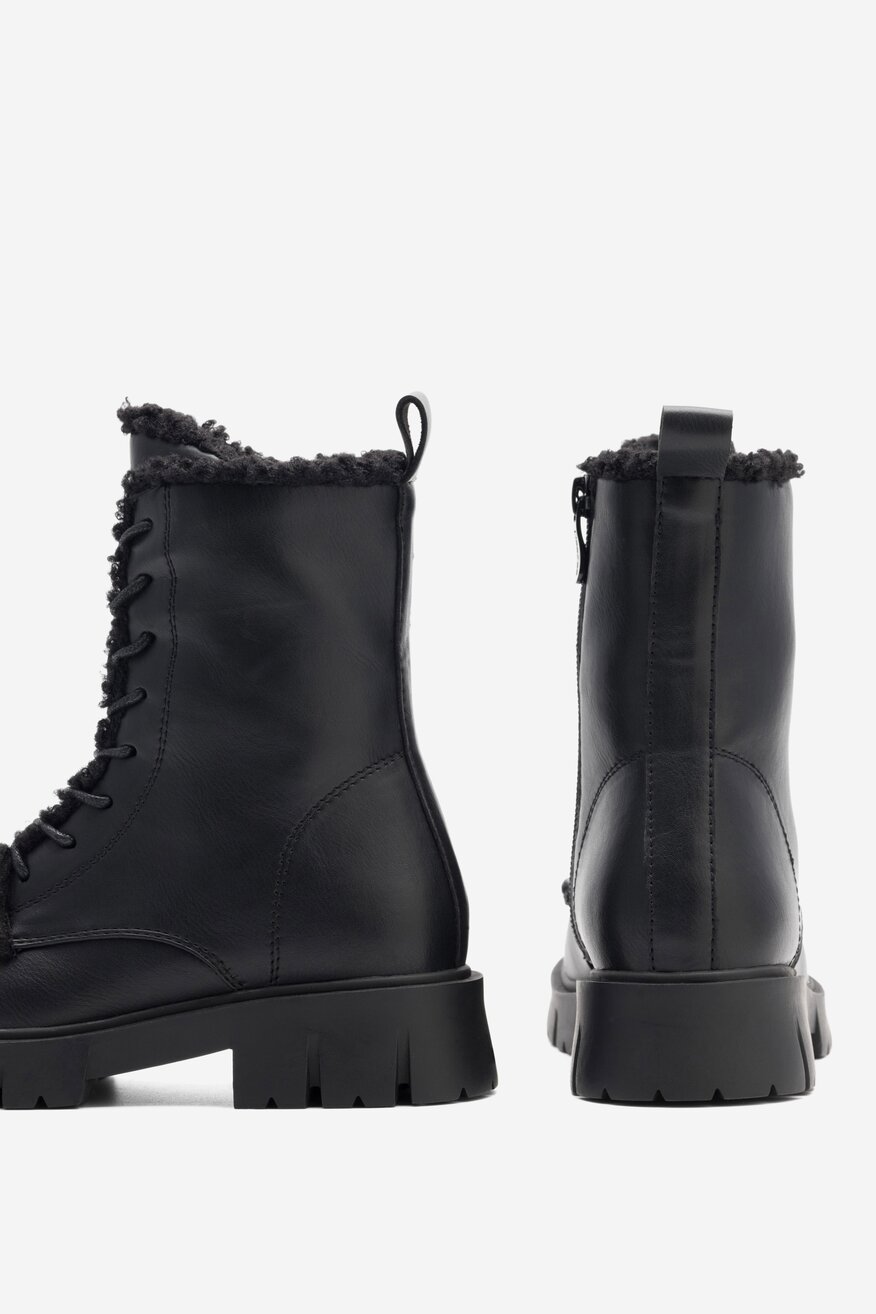 
                Черевики DeeZee ЧОРНИЙ - 5905588035848