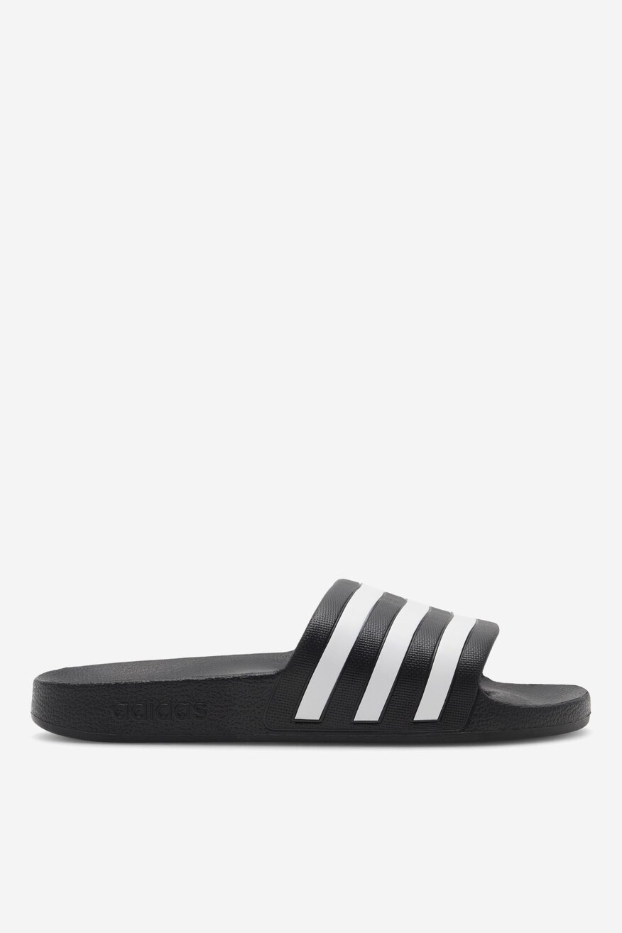 Plážové pantofle adidas ČERNÁ - 5905588383420